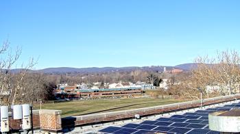 Weather camera view of Haverstraw Elementary School.
