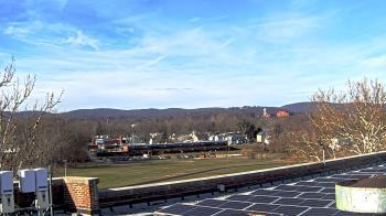 Weather camera view of Haverstraw Elementary School.