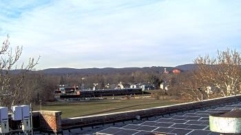 Weather camera view of Haverstraw Elementary School.