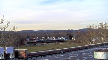 Weather camera view of Haverstraw Elementary School.