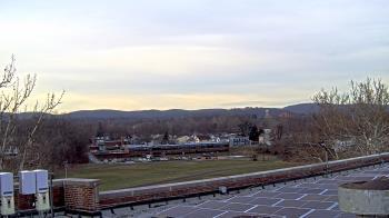 Weather camera view of Haverstraw Elementary School.