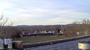 Weather camera view of Haverstraw Elementary School.