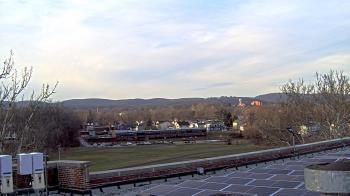 Weather camera view of Haverstraw Elementary School.