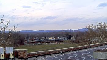 Weather camera view of Haverstraw Elementary School.