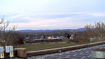 Weather camera view of Haverstraw Elementary School.