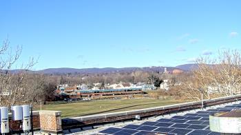 Weather camera view of Haverstraw Elementary School.