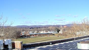 Weather camera view of Haverstraw Elementary School.