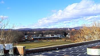 Weather camera view of Haverstraw Elementary School.