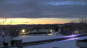 Weather camera view of Haverstraw Elementary School.