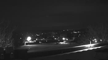 Weather camera view of Haverstraw Elementary School.