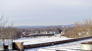 Weather camera view of Haverstraw Elementary School.
