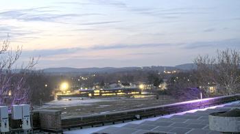 Weather camera view of Haverstraw Elementary School.