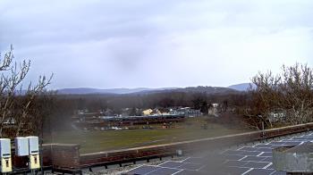 Weather camera view of Haverstraw Elementary School.