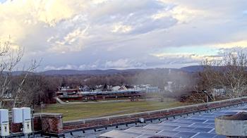 Weather camera view of Haverstraw Elementary School.