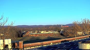 Weather camera view of Haverstraw Elementary School.