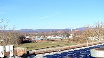 Weather camera view of Haverstraw Elementary School.