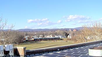 Weather camera view of Haverstraw Elementary School.