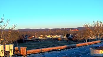 Weather camera view of Haverstraw Elementary School.