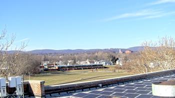 Weather camera view of Haverstraw Elementary School.