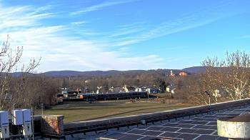 Weather camera view of Haverstraw Elementary School.