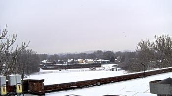 Weather camera view of Haverstraw Elementary School.