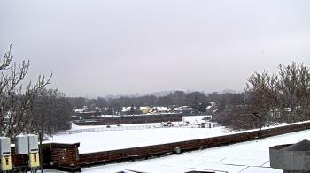 Weather camera view of Haverstraw Elementary School.