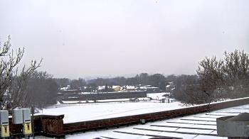 Weather camera view of Haverstraw Elementary School.