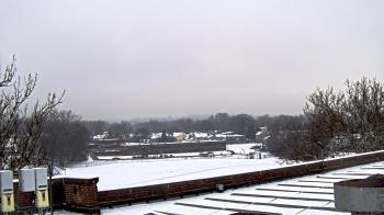 Weather camera view of Haverstraw Elementary School.