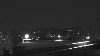 Weather camera view of Haverstraw Elementary School.
