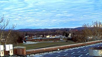 Weather camera view of Haverstraw Elementary School.
