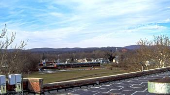 Weather camera view of Haverstraw Elementary School.