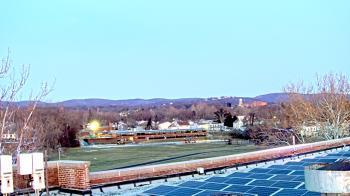 Weather camera view of Haverstraw Elementary School.