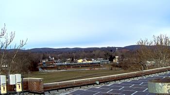 Weather camera view of Haverstraw Elementary School.