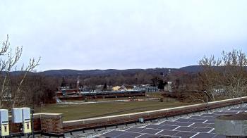 Weather camera view of Haverstraw Elementary School.