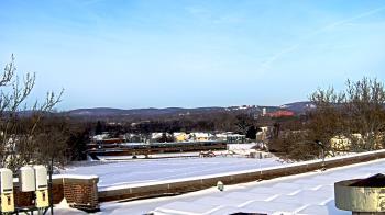 Weather camera view of Haverstraw Elementary School.