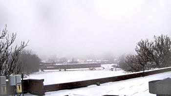 Weather camera view of Haverstraw Elementary School.