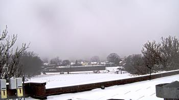 Weather camera view of Haverstraw Elementary School.