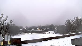 Weather camera view of Haverstraw Elementary School.