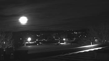 Weather camera view of Haverstraw Elementary School.