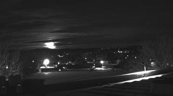 Weather camera view of Haverstraw Elementary School.