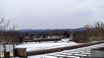 Weather camera view of Haverstraw Elementary School.