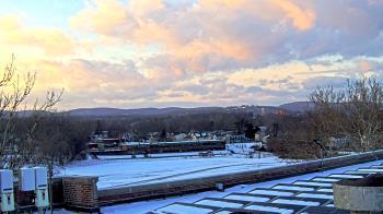 Weather camera view of Haverstraw Elementary School.