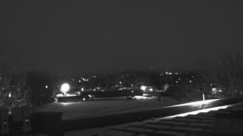 Weather camera view of Haverstraw Elementary School.