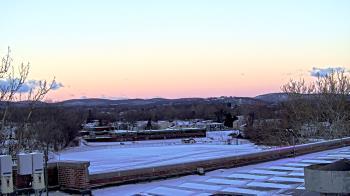 Weather camera view of Haverstraw Elementary School.