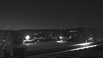 Weather camera view of Haverstraw Elementary School.
