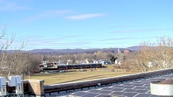Weather camera view of Haverstraw Elementary School.