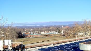 Weather camera view of Haverstraw Elementary School.