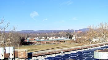Weather camera view of Haverstraw Elementary School.
