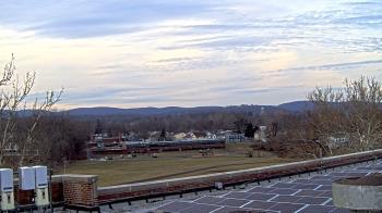 Weather camera view of Haverstraw Elementary School.