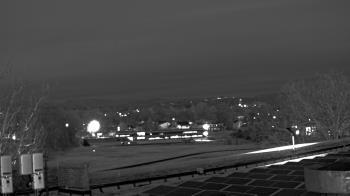 Weather camera view of Haverstraw Elementary School.